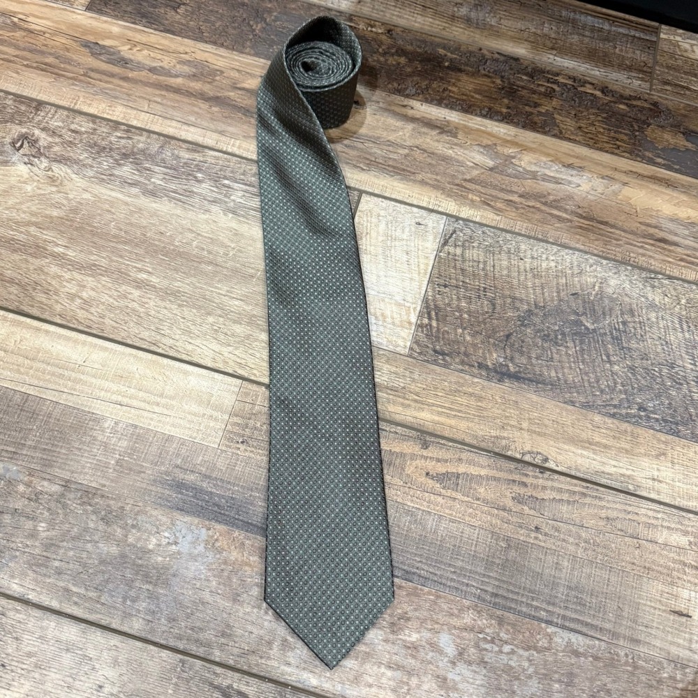 Kenneth Cole Reaction Mens Olive Green Geometric Silk Necktie RN 121148